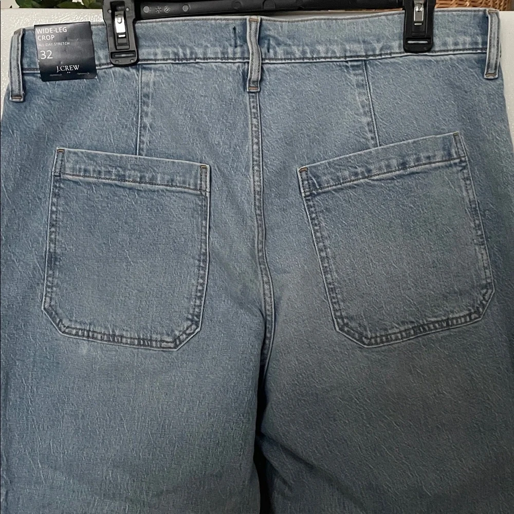 J.Crew Women’s Size 32 NWT‎ Wide Leg Crop Light Wash Jeans New Trendy